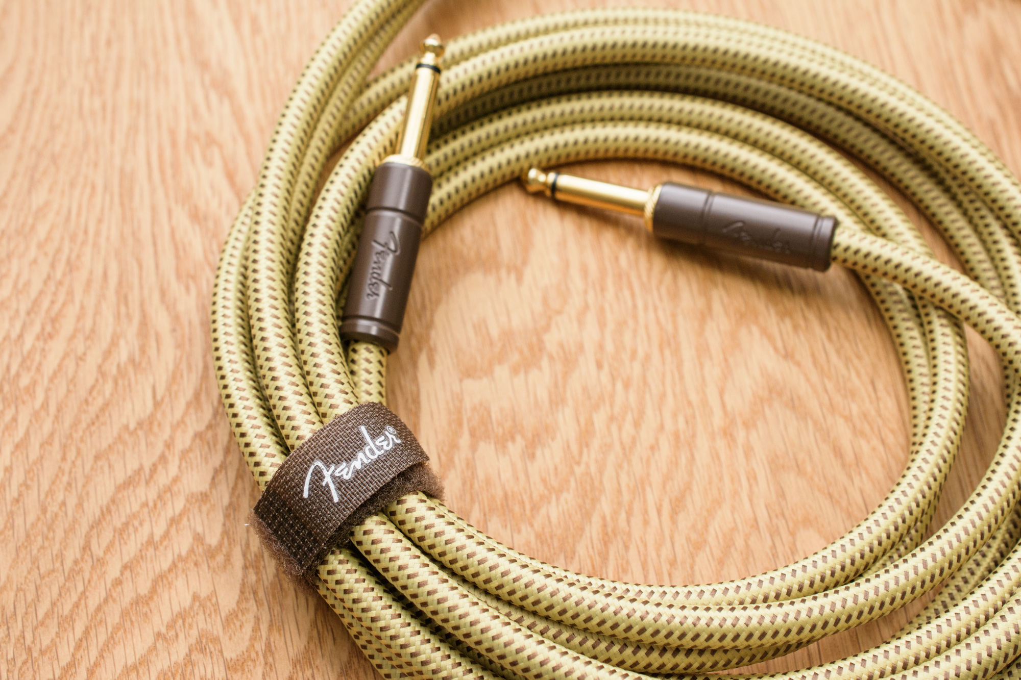 Fender Deluxe Series Instrument Cable レビュー